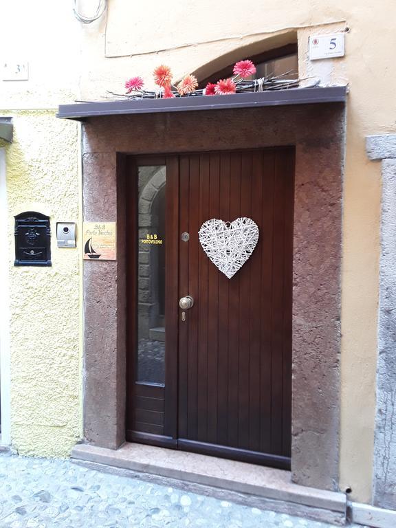Camere Porto Vecchio Con Parcheggio A Pochi Passi Dal Castello Malcesine Exterior foto